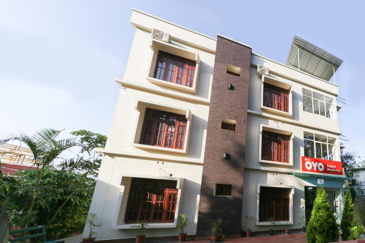 Oyo 8897 Resort August Residency Sultan Bathery Exterior photo